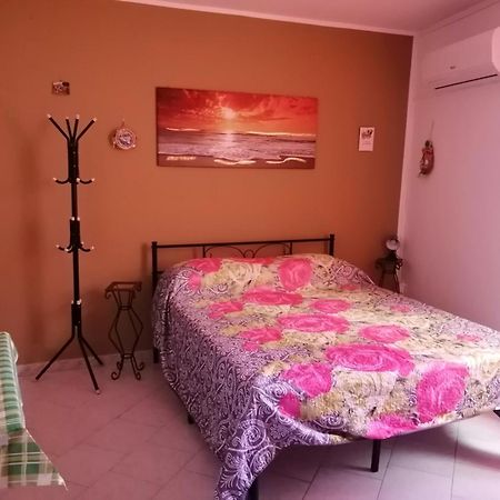 Room Holiday "Al Centro Storico" Palermo Kültér fotó