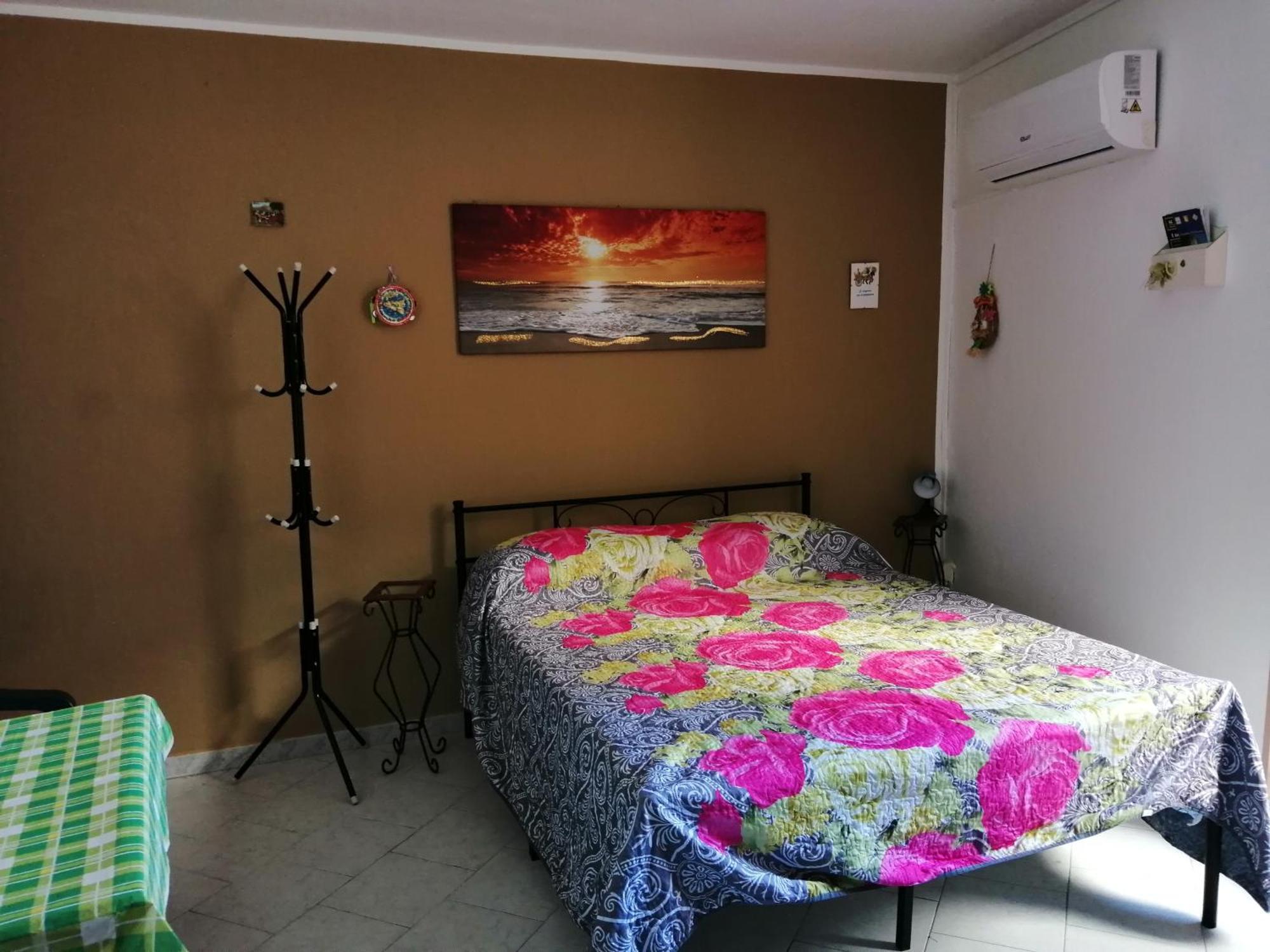 Room Holiday "Al Centro Storico" Palermo Kültér fotó
